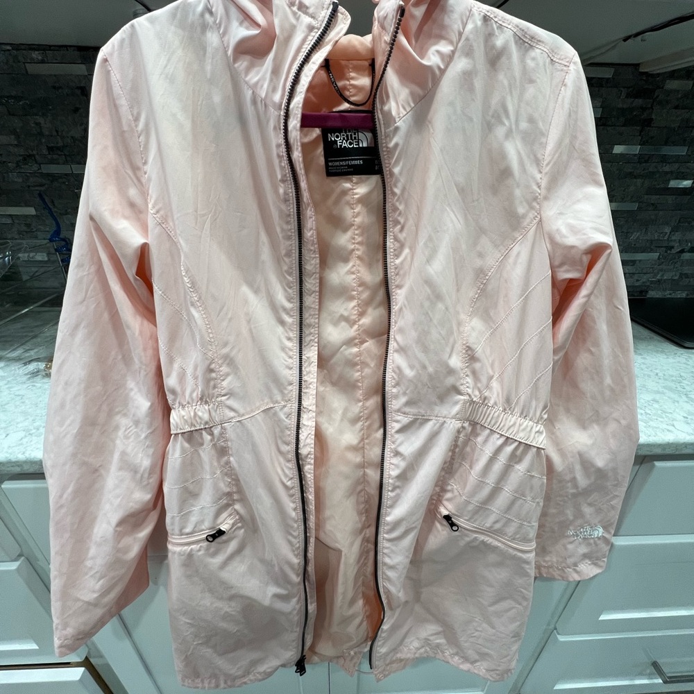 Women’s north face rain jacket